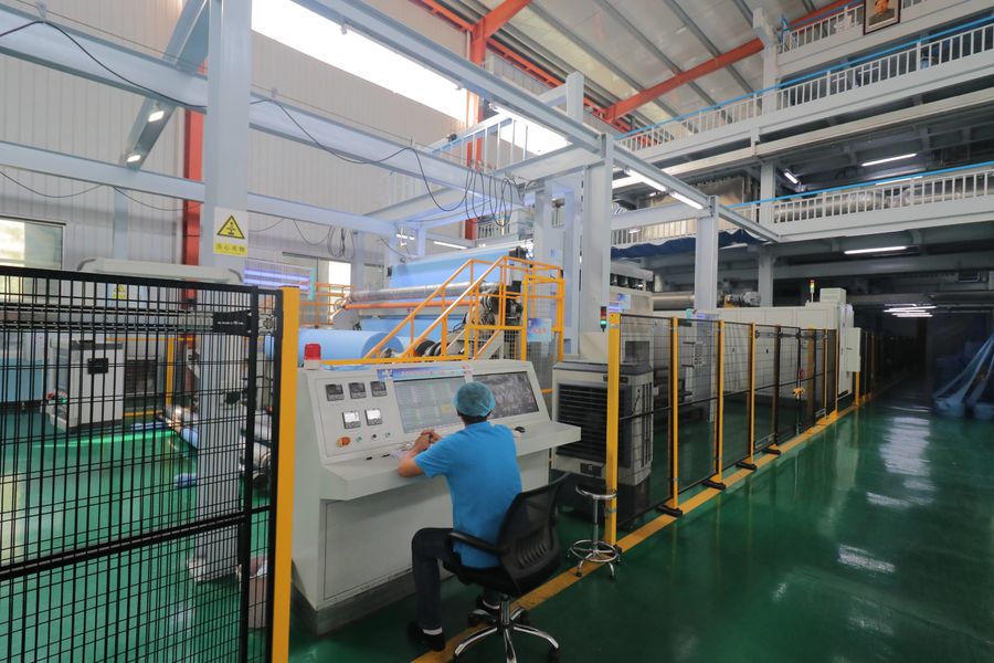 Xinyang Yihe Non-Woven Co., Ltd. 제조업체 생산 라인