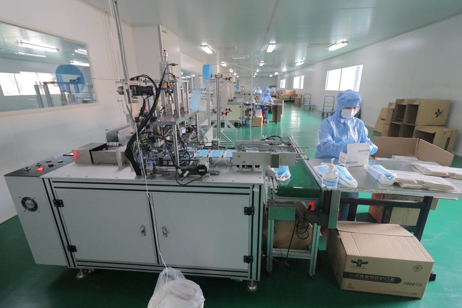 Xinyang Yihe Non-Woven Co., Ltd. 제조업체 생산 라인